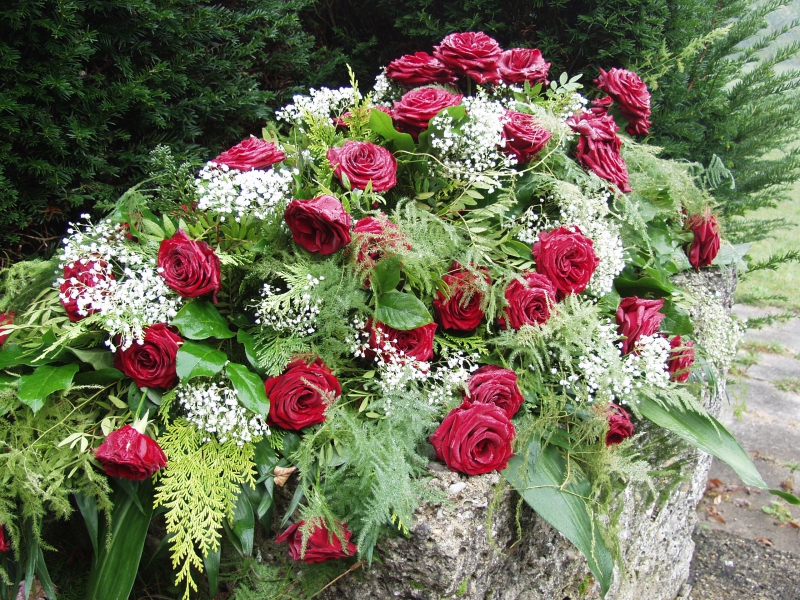 funeraire-TOUET SUR VAR-min_roses-61203